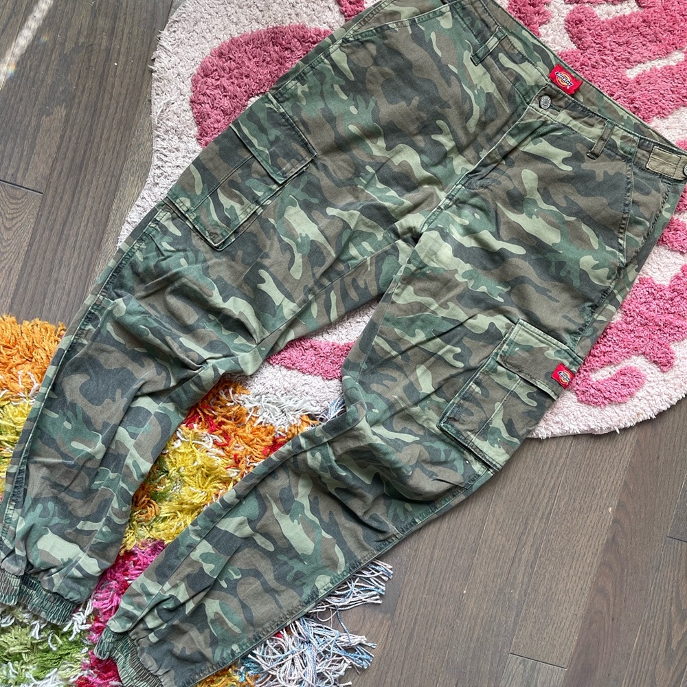 Dickies camo cargo pants